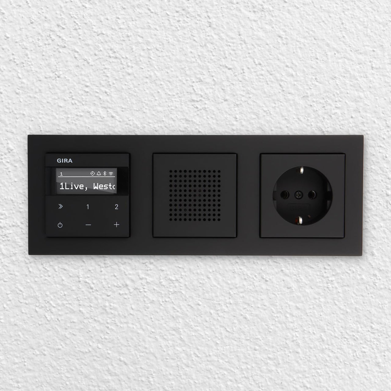 Gira Unterputz IP Internetradio 232003 + Bluetooth KomplettSet + Lautsprecher + Steckdose - E2 schwarz matt im 3fach Rahmen Gira 021309 inkl. EBROM Phasenprüfer zur Montage der Geräte