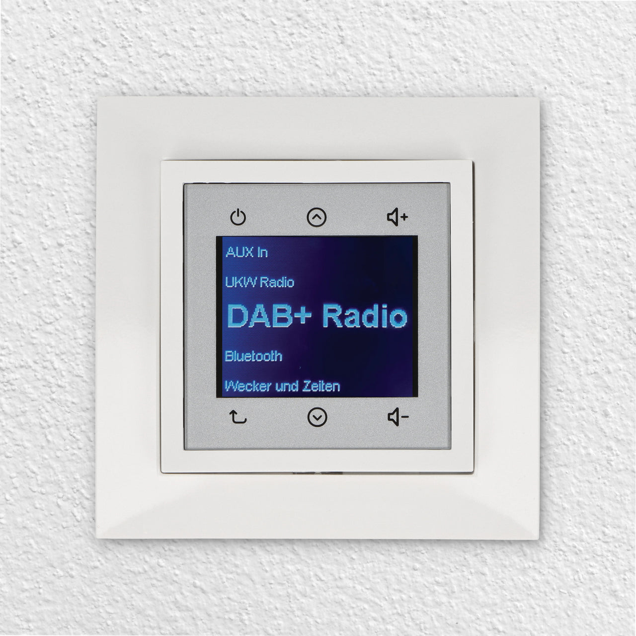 BERKER Unterputz DAB+ und Bluetooth Radio 30848989 polarweiß glänzend mit 1fach Rahmen Berker 10118989 inkl. EBROM Phasenprüfer zur Montage des Geräts